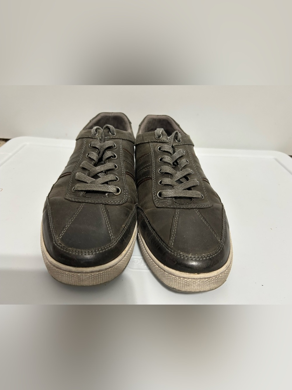 Kenneth Cole Men's Gray Lace-Up Sneakers